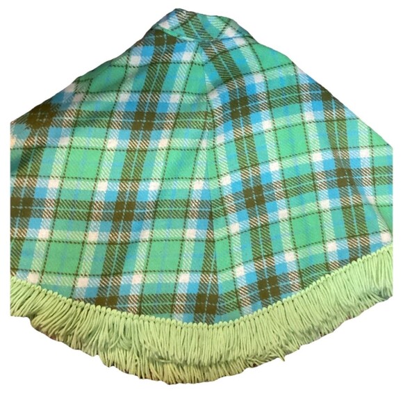 Vintage Green Plaid Fringe Polyester Cape Poncho Shawl Wool Knit Handmade 70s - Picture 8 of 14